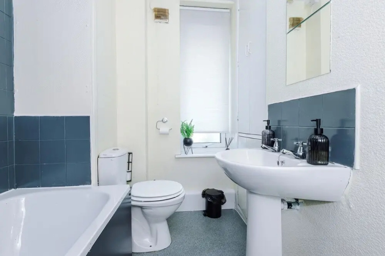 Modern 1 Bed - Close to City Centre