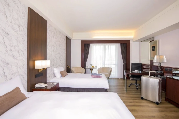 Superior Twin room with balcony