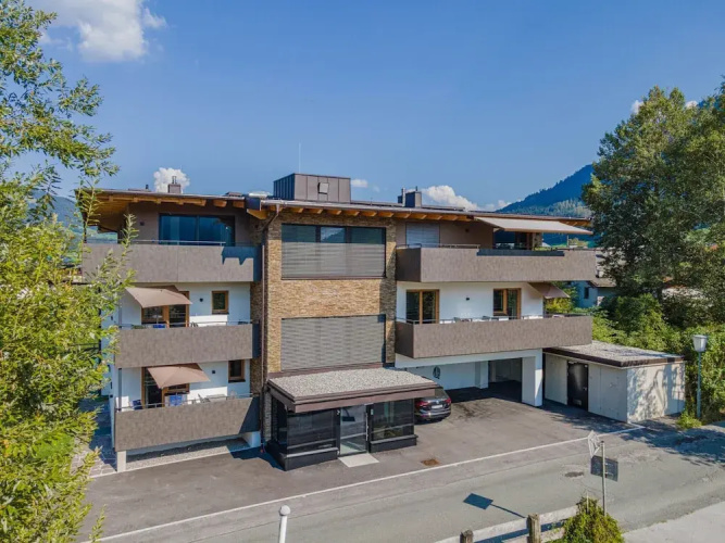 Apartment in Brixen im Thale With a Garden