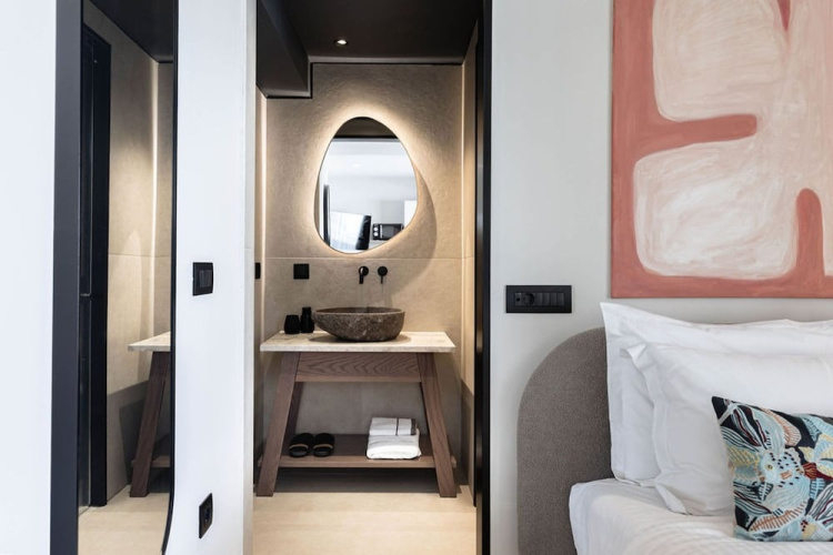 Moncasa Suites