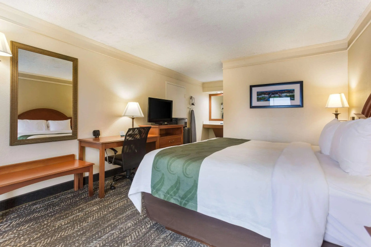 Quality Inn