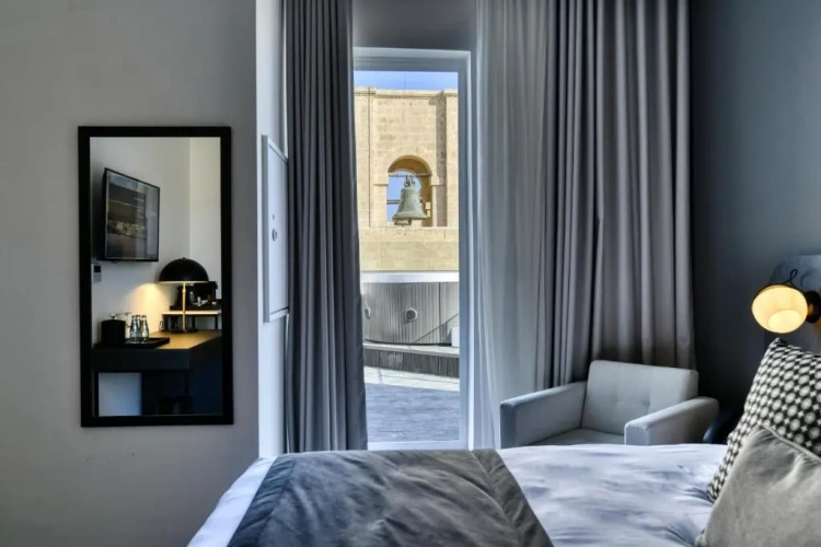 Premium Suite