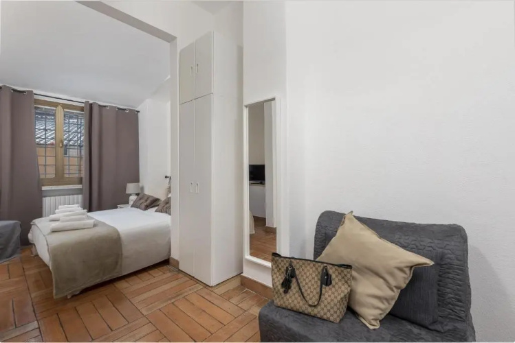 Take You Rome - Vatican Apartment