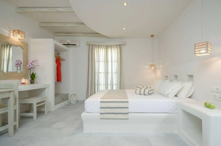 Agnanti Hotel