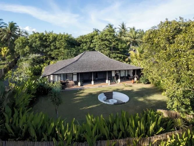 2 Bedrooms Villa
