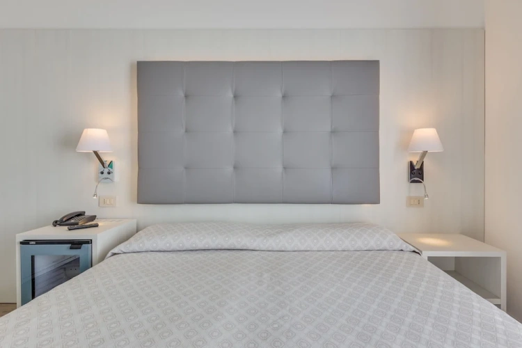 Standard Single room with balcony and with sea view