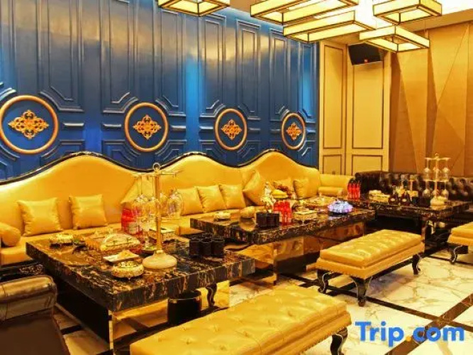 Crystal Hotel