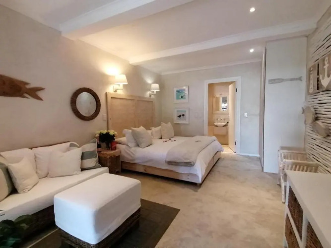 African Violet Guest Suites Over view