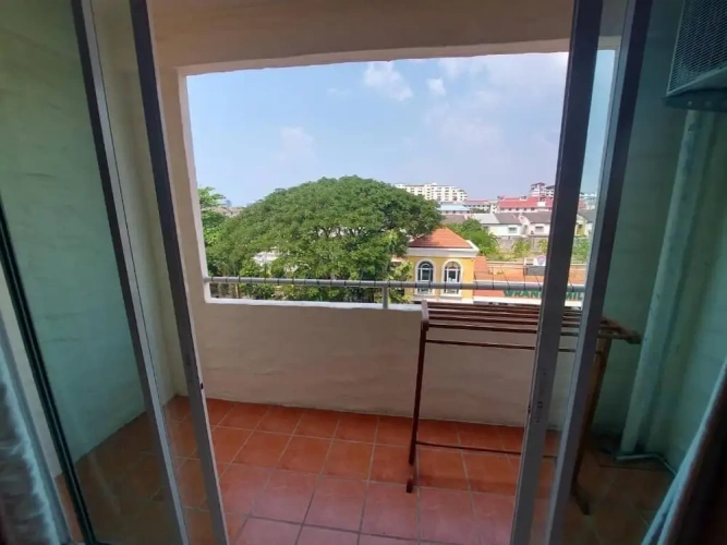 Superior Twin room with balcony and with city view