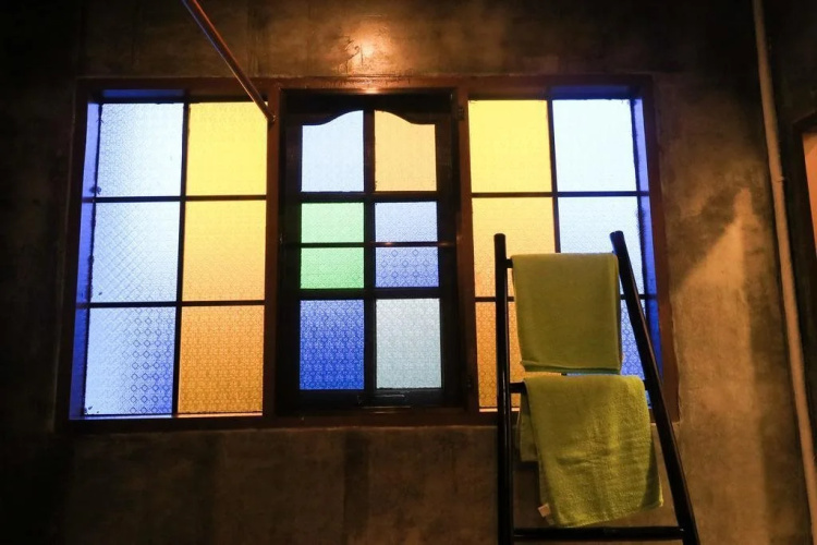 Porwa House