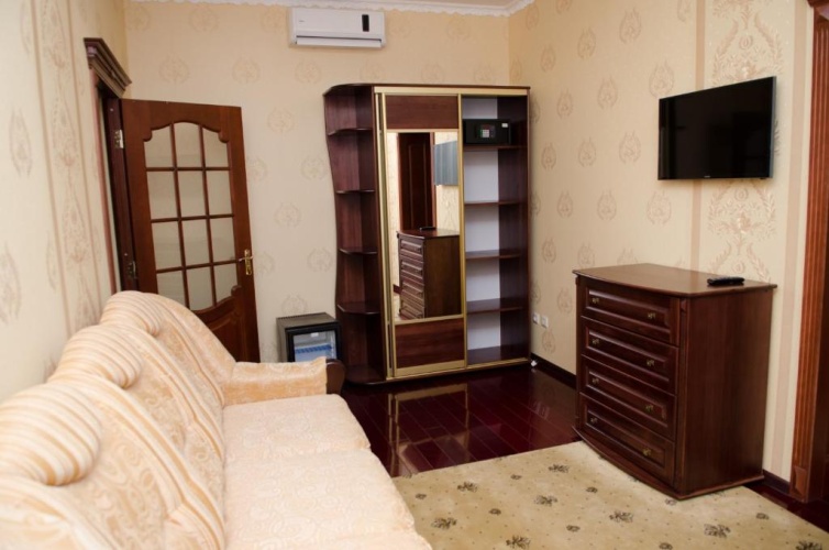 Standard Family room