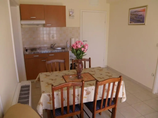 1 Bedroom Apartment with balcony