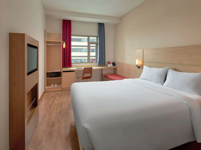Standard Double room with view