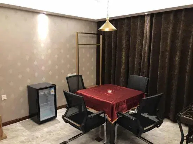 Rongsheng Hotel