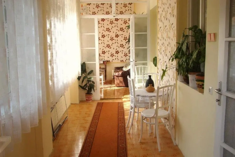 3 Bedrooms Cottage