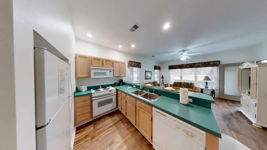 Club Villas Unit 23A - Lower Level