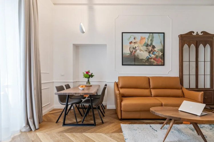 Luxury Apartments Piazza Cavour