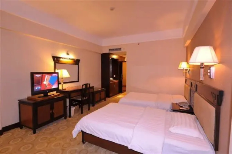 Zelin Hotel Xing'an