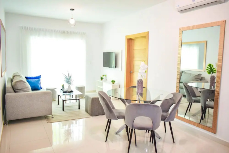 Playa Palmera Beach Resort