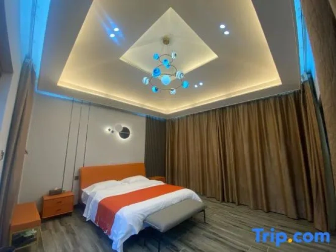 2 Bedrooms Villa