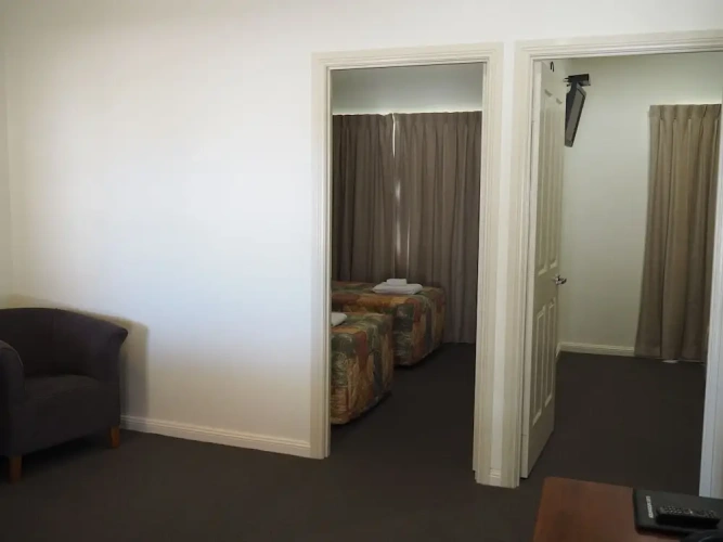 2 Bedrooms Suite