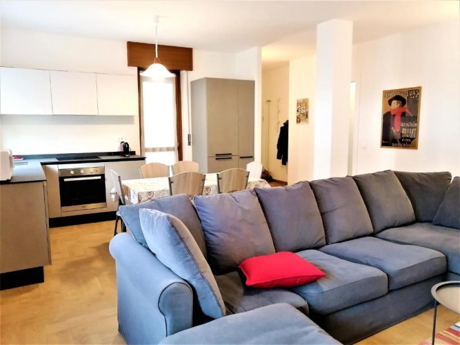 3 Bedrooms Apartment