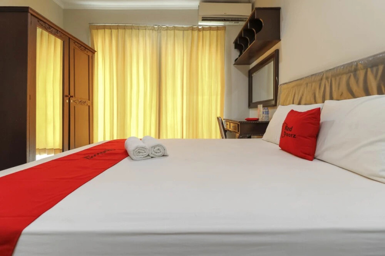 RedDoorz @ Lebak Bulus Raya 2