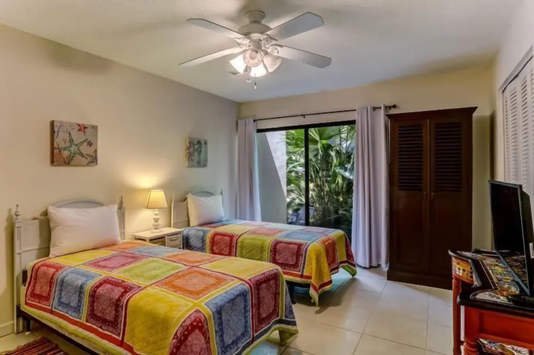 1217 Lagoon Villas