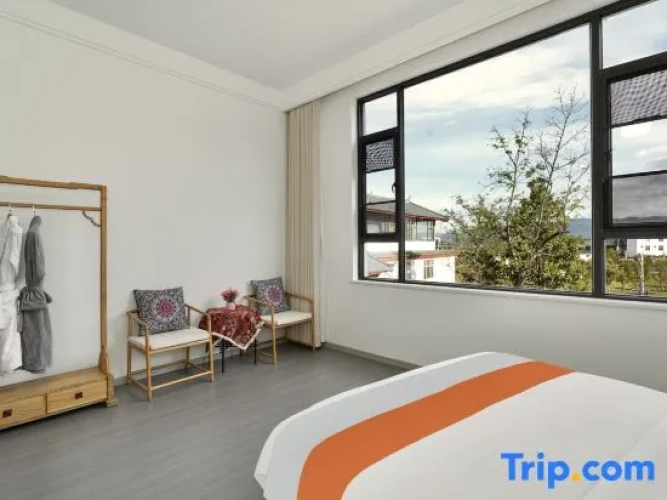 2 Bedrooms Suite