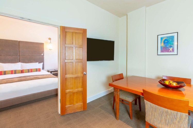 Double Suite