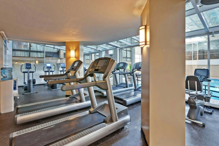 Crowne Plaza Chicago Ohare Hotel And Conference Center photo 21