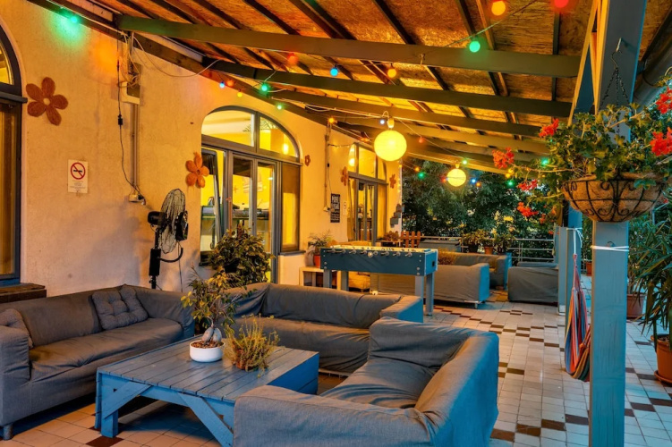 Bell Hostel and Guesthouse