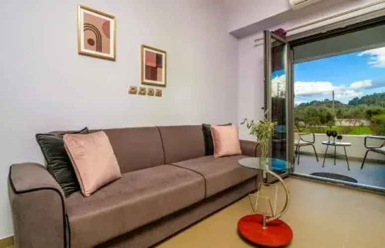Coronis House