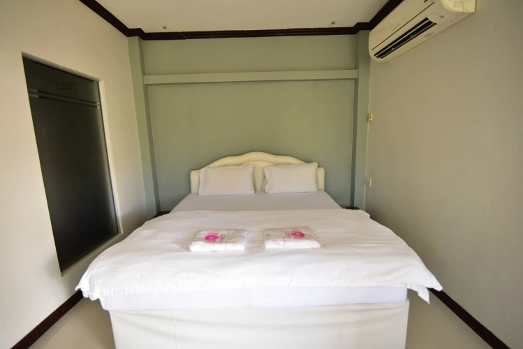 Bangrak Resort