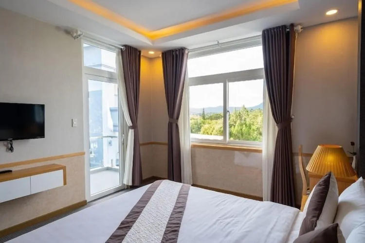 Navy Hotel Da Lat