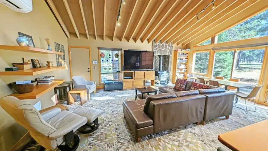 3 Bedrooms Cottage