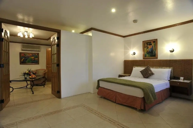 1 Bedroom Suite