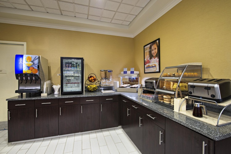 Holiday Inn Express & Suites Boston - Cambridge photo 26