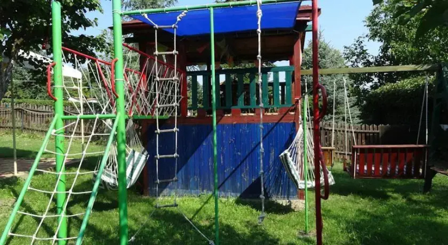 Rumini Dvori