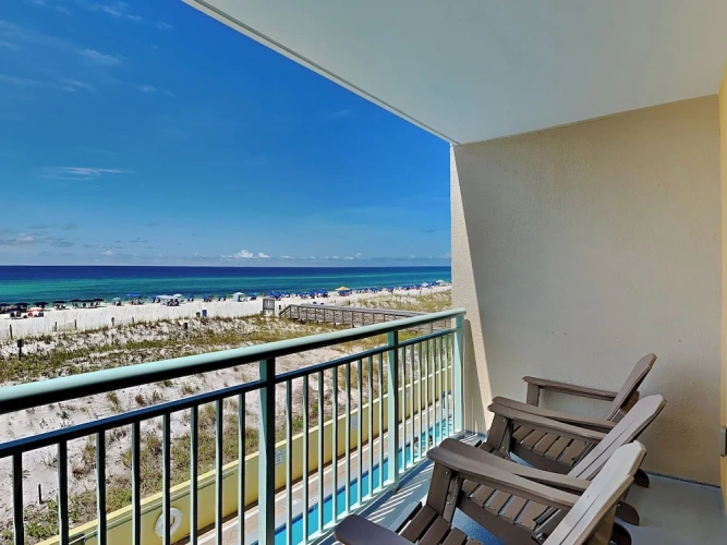Standard room with balcony