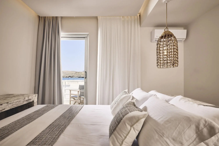 Kythnos Bay Hotel