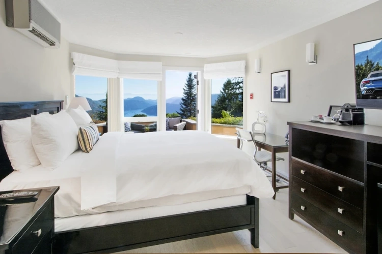 Classic room