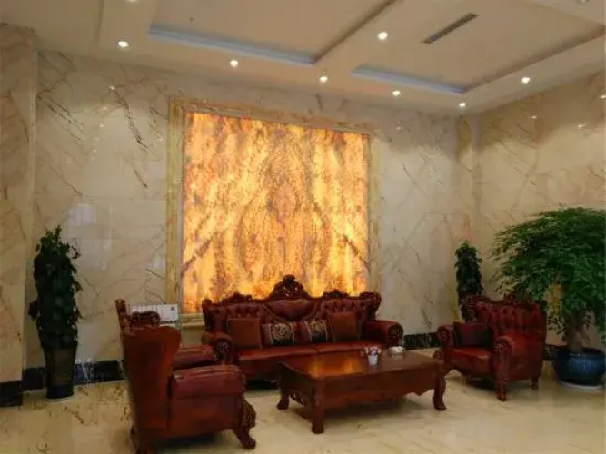 Fenglin Tianxia Hotel