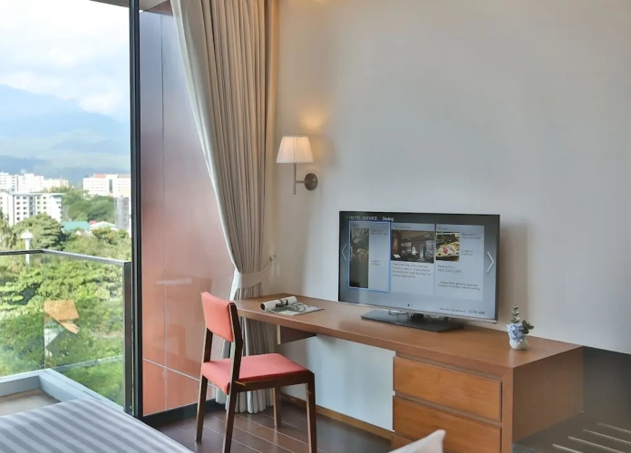 Deluxe room with balcony and with mountain view