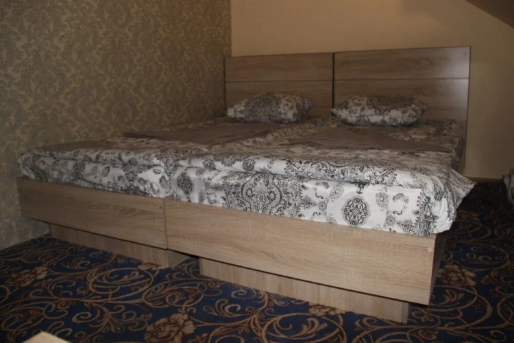 Armenner Hostel And Tours