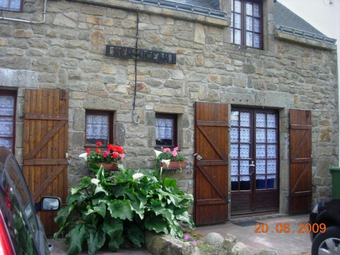 2 Bedrooms Cottage