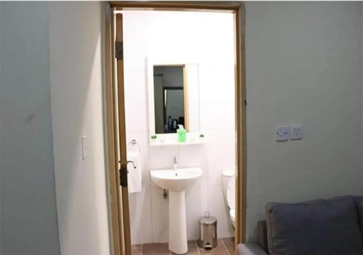 Paragon Gardens & Suites