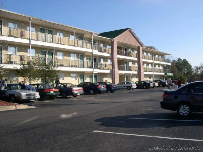 Savannah Suites Greenville