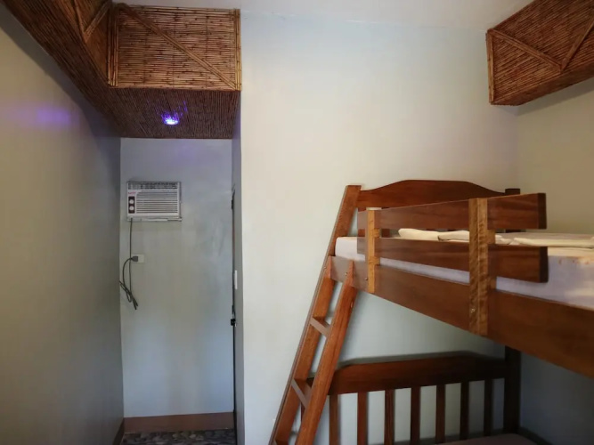 Maple Inn