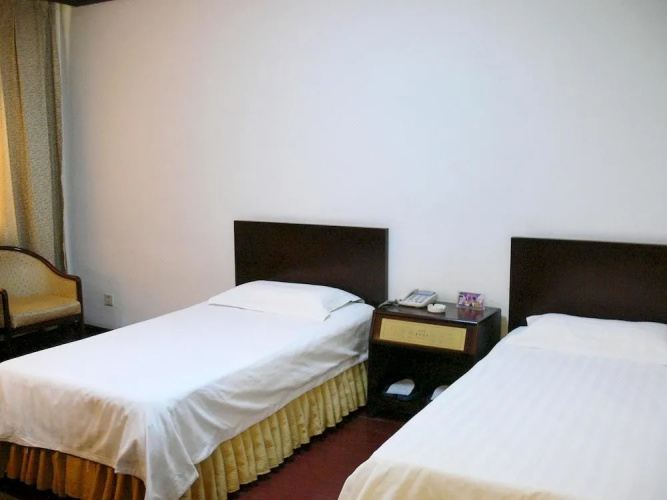 Baochi Hotel